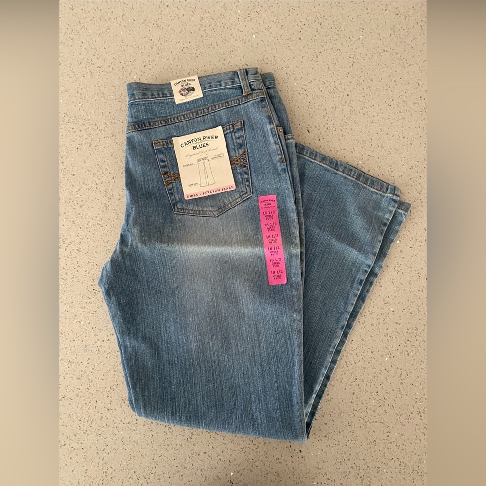 NWT Girls, Canyon River, Flare Leg Jeans, Size 18 1/2 Plus